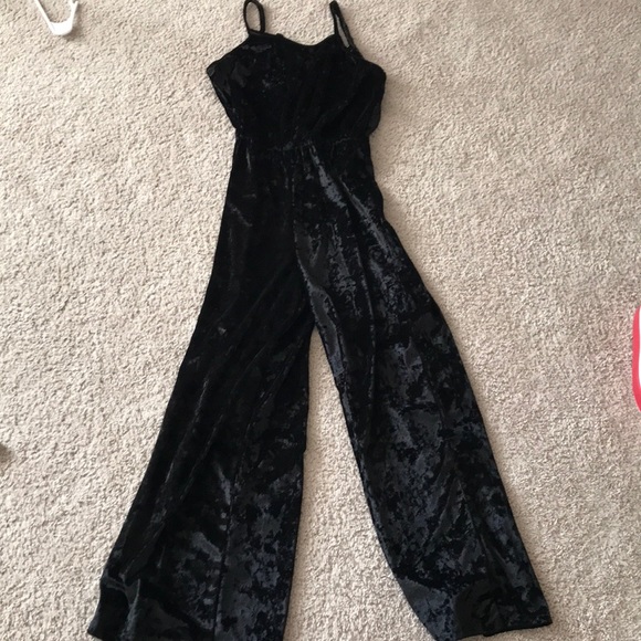 Velvet jumpsuit - Picture 1 of 1